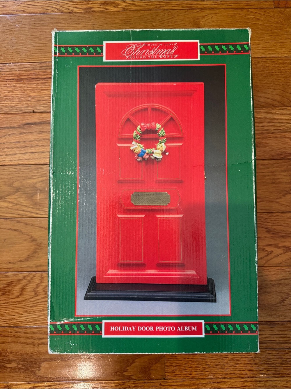 Vintage House of Lloyd Christmas Holiday Door Photo Album - Red